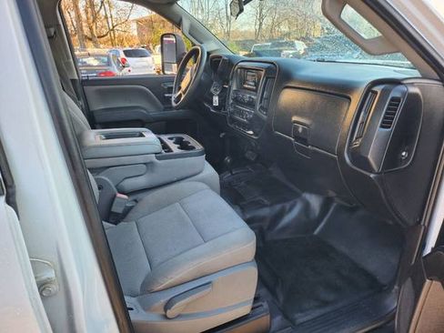 Used 2015 Chevrolet Silverado 2500 W/T image 9