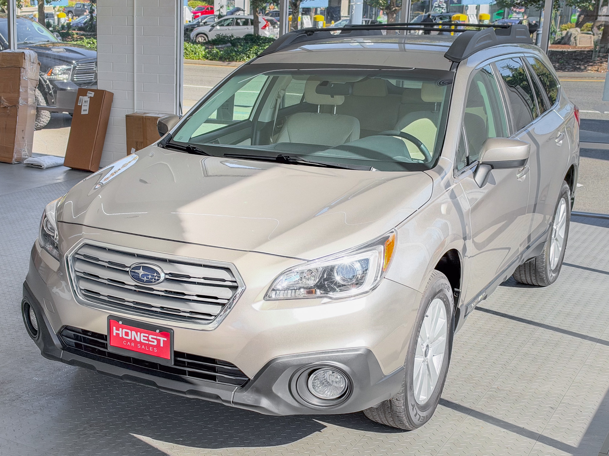 Used 2017 Subaru Outback 2.5i Premium AWD/4WD image 3