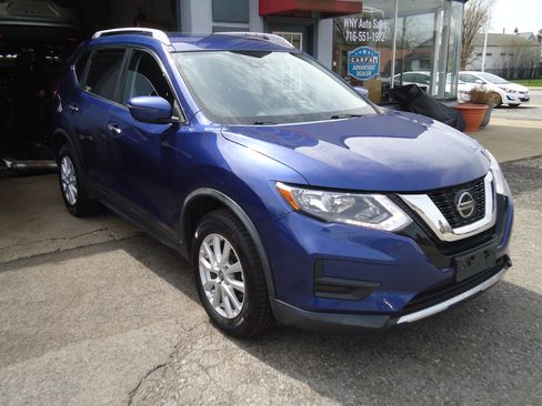 Used 2019 Nissan Rogue image 3