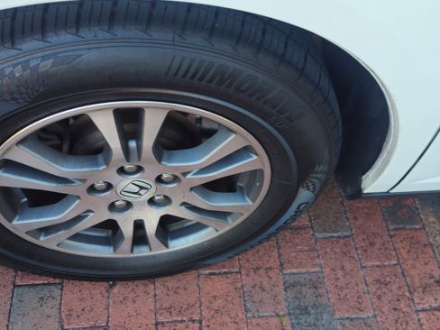 Used 2011 Honda Odyssey EX-L image 49