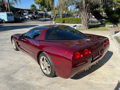 Used 2003 Chevrolet Corvette image 4