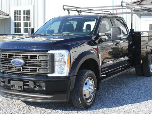 Used 2023 Ford F450 XL image 3