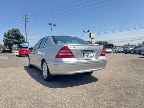 Used 2001 Mercedes-Benz C 320 Sedan image 6