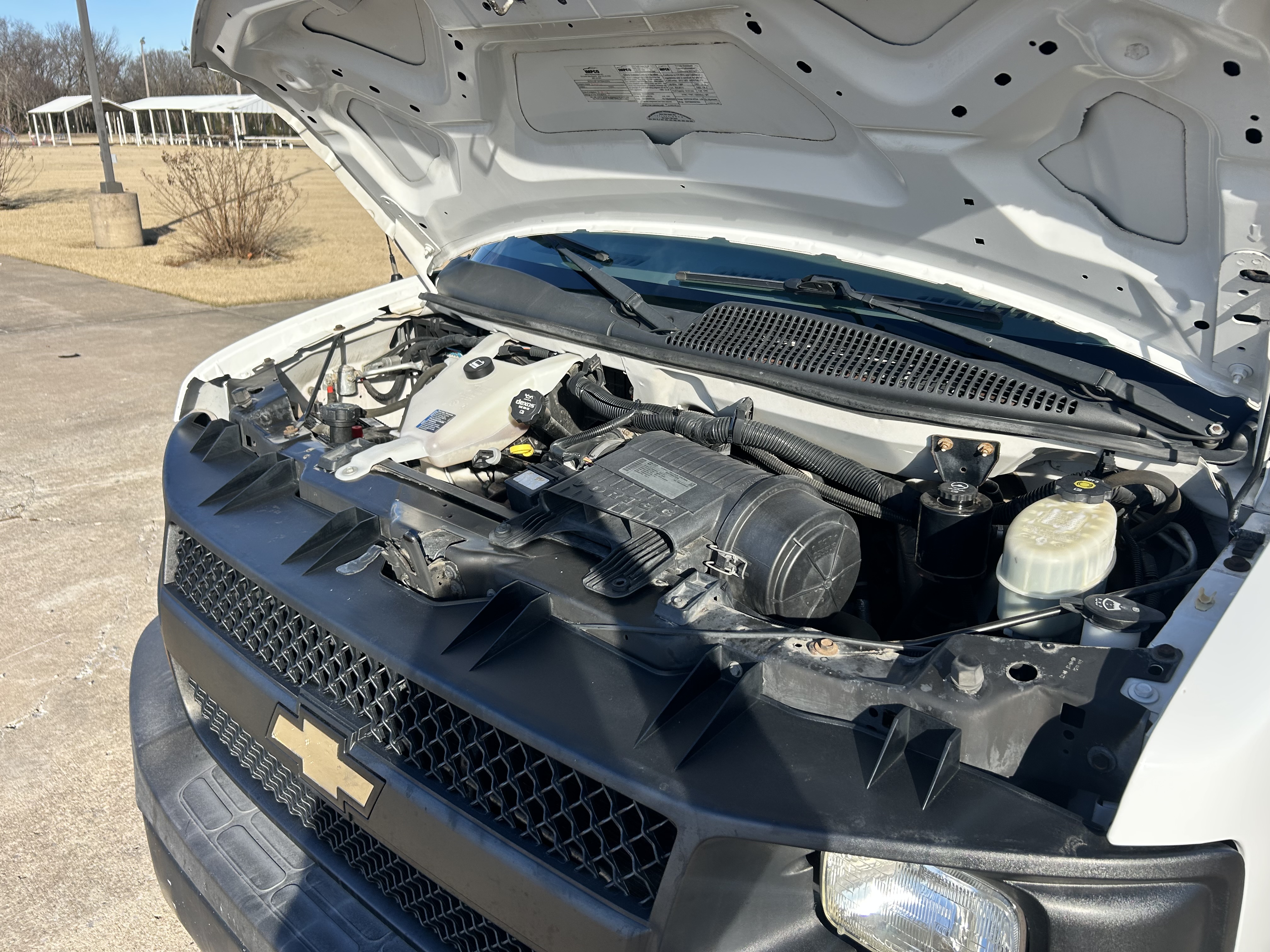 Used 2013 Chevrolet Express 2500 RWD image 23