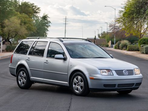 Used 2005 Volkswagen Jetta GLS TDI image 8