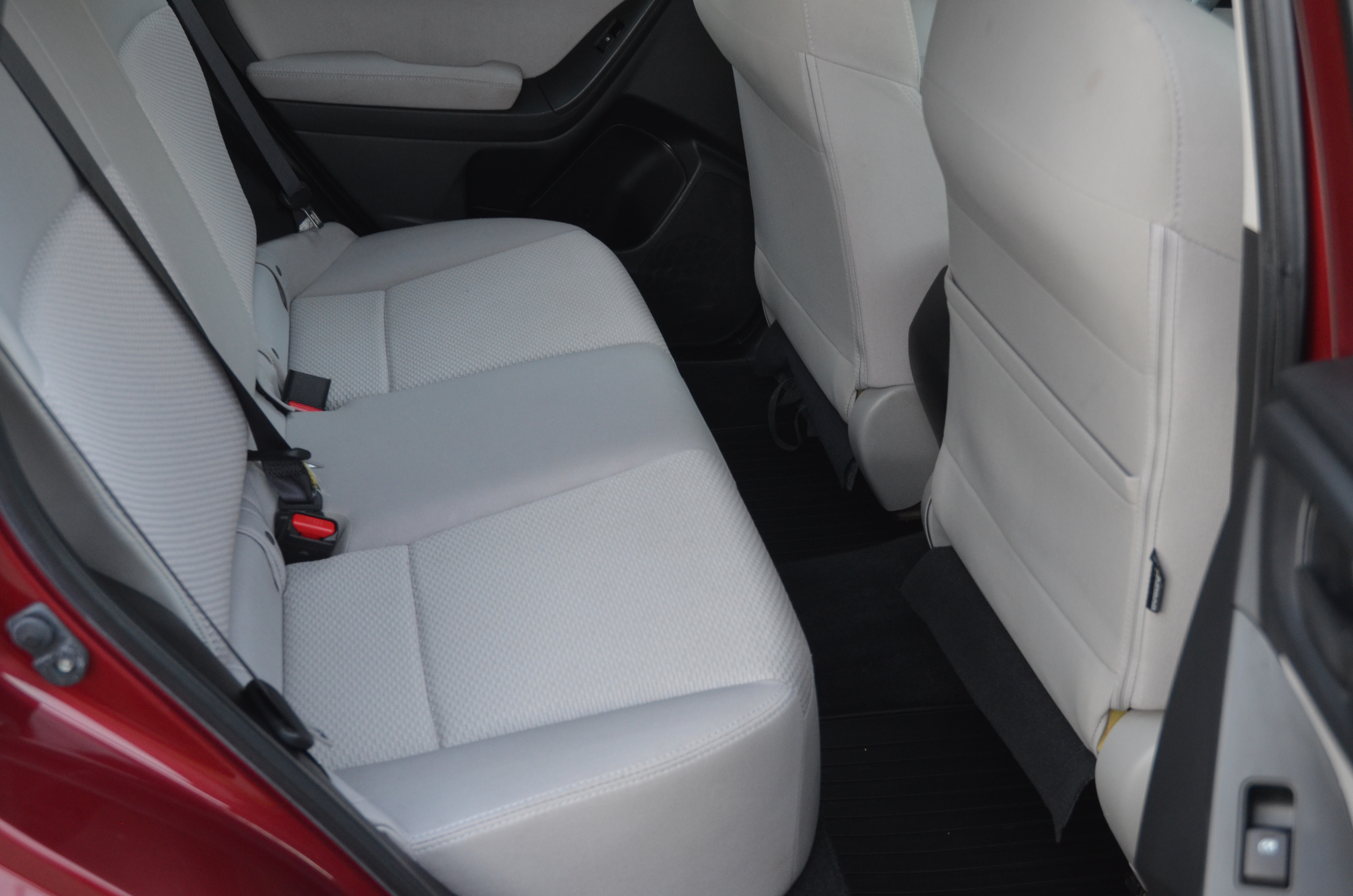 Used 2014 Subaru Forester 2.5i AWD/4WD image 11