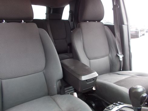 Used 2006 Pontiac Torrent image 20