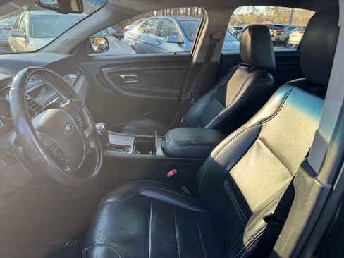 Used 2011 Ford Taurus Limited image 8