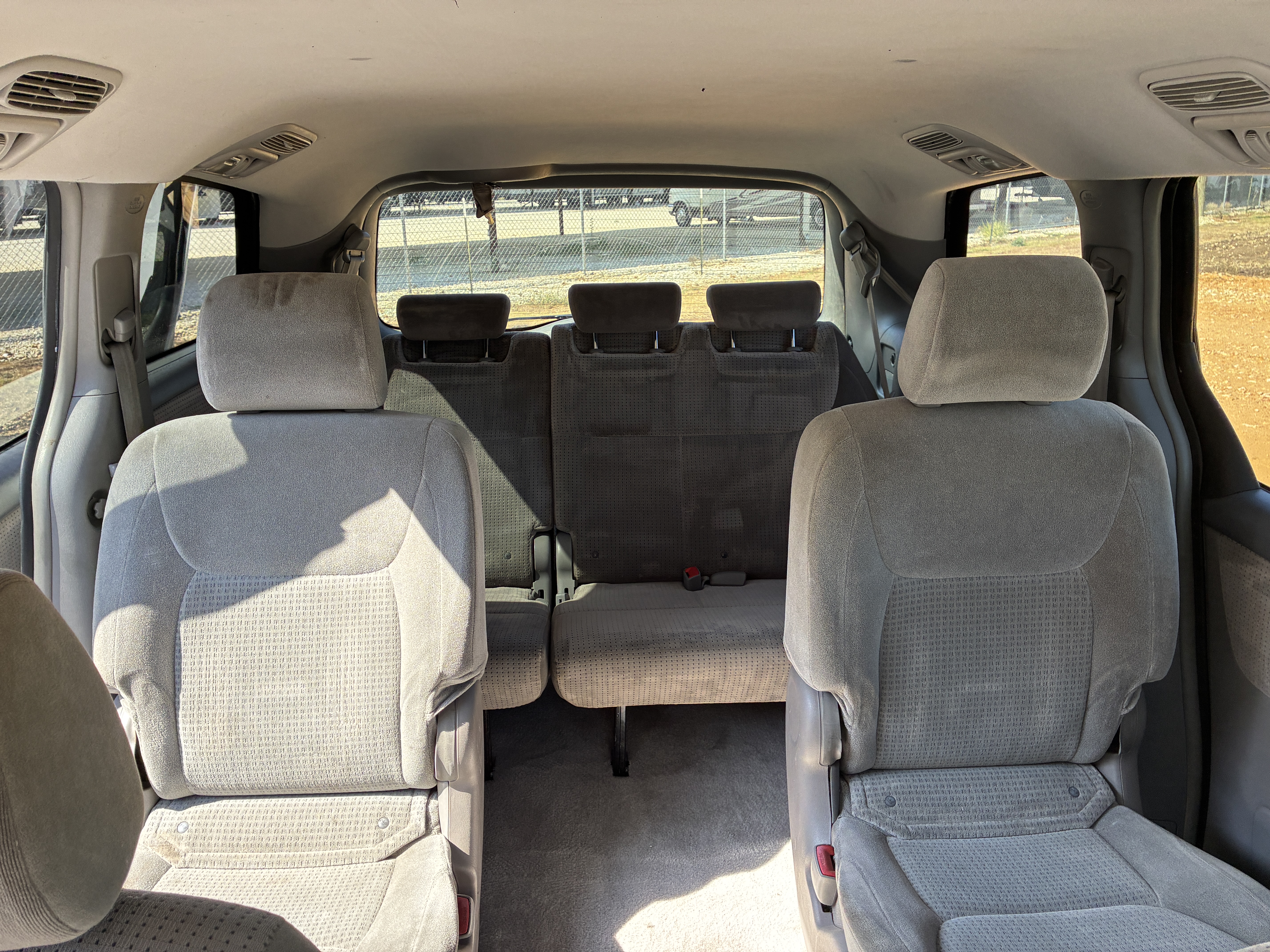 Used 2007 Toyota Sienna LE Minivan 4D FWD image 17