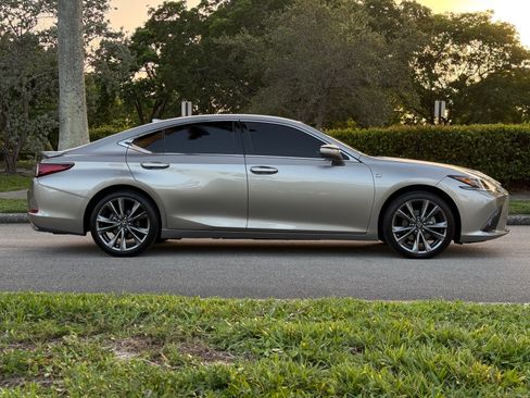 Used 2019 Lexus ES 350 F Sport FWD image 10