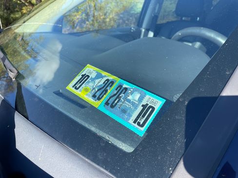 Used 2017 Jeep Compass Latitude image 2