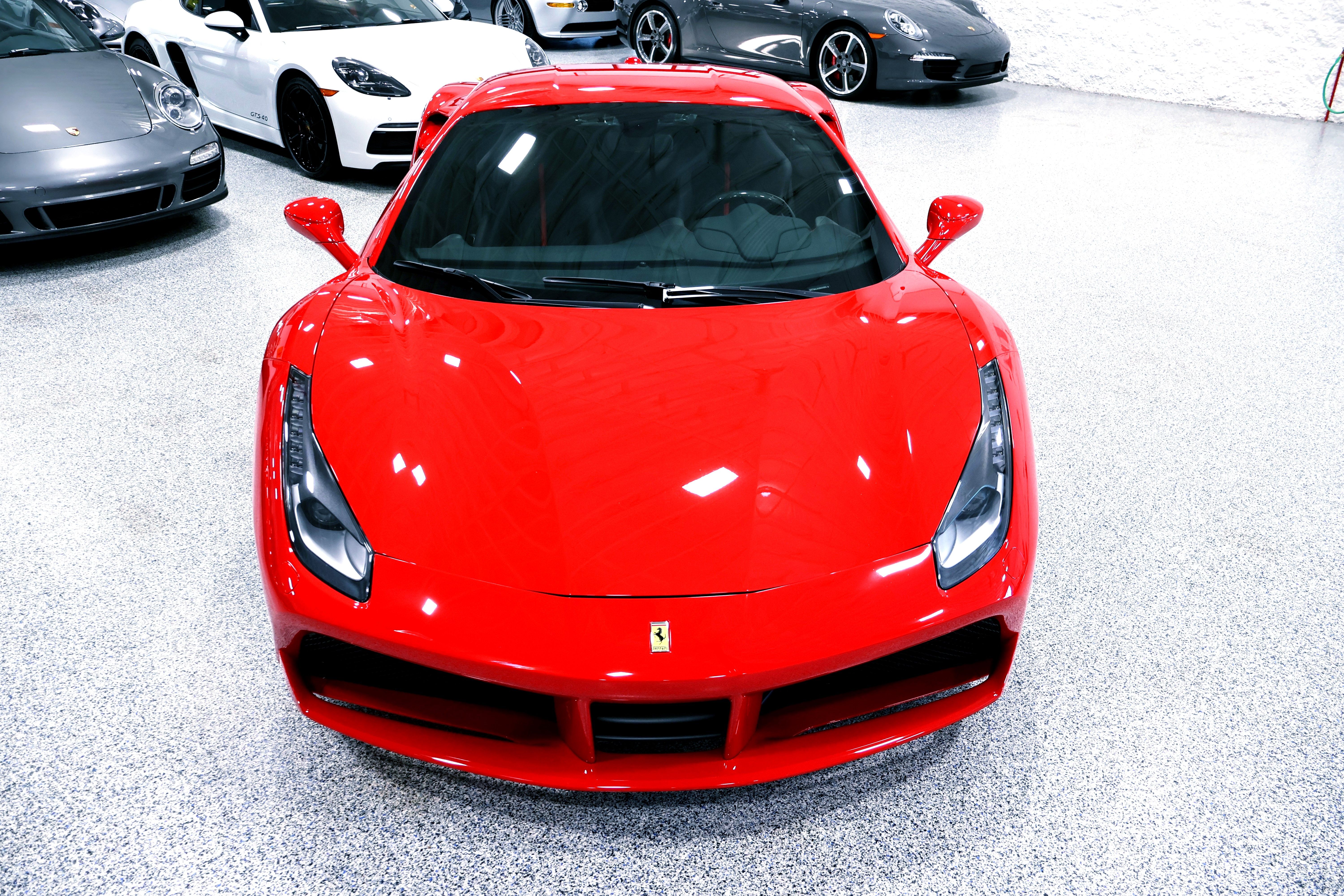 Used 2018 Ferrari 488 GTB RWD image 17