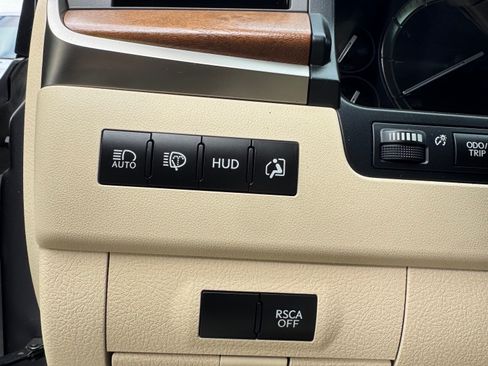 Used 2016 Lexus LX 570 image 45