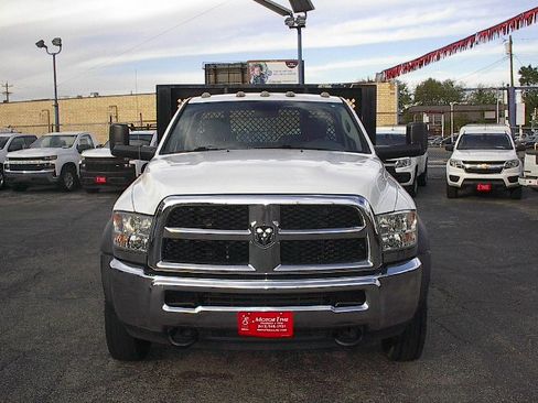 Used 2017 RAM 5500 Tradesman image 2