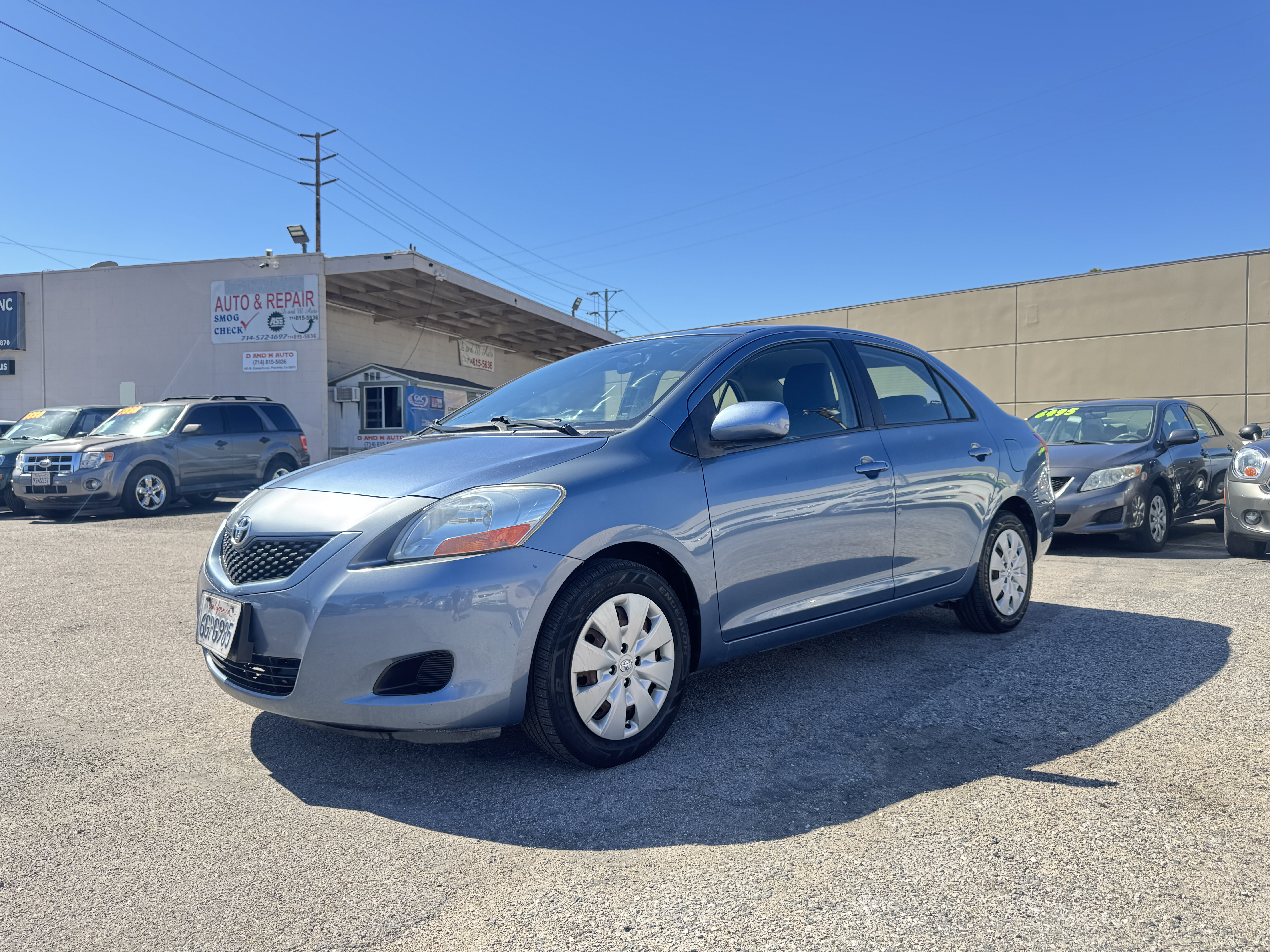 Used 2009 Toyota Yaris Sedan FWD image 3