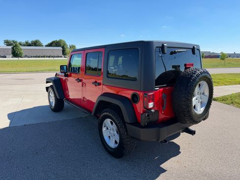 Used 2017 Jeep Wrangler 4WD Unlimited Sport image 3