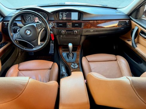 Used 2011 BMW 335i image 11