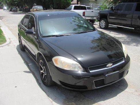Used 2011 Chevrolet Impala LS w/ 1FL FWD image 2