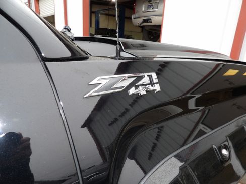 Used 2017 GMC Sierra 1500 SLT image 24