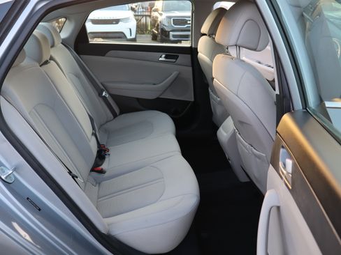 Used 2016 Hyundai Sonata SE image 14