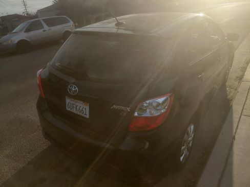 Used 2011 Toyota Matrix image 5
