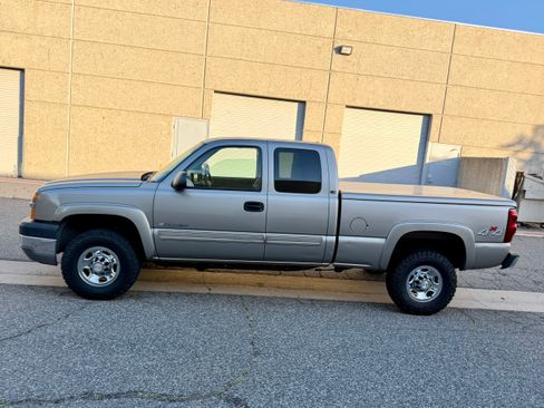 Used 2003 Chevrolet Silverado 2500 4x4 Extended Cab LS image 4