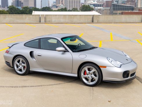 Used 2002 Porsche 911 Turbo Coupe AWD/4WD image 8