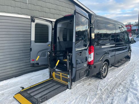 Used 2019 Ford Transit 350 XL image 2