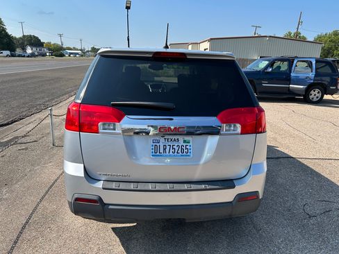 Used 2013 GMC Terrain SLE image 3