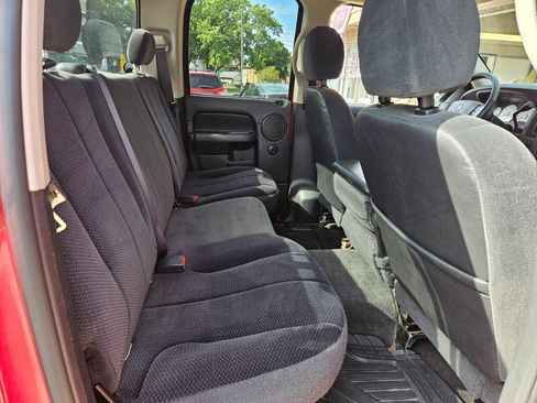 Used 2004 Dodge Ram 1500 Truck SLT image 11