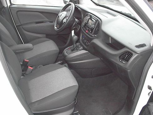 Used 2022 RAM ProMaster City Tradesman image 9