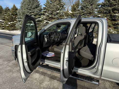 Used 2015 Chevrolet Silverado 1500 LT Z71 image 13