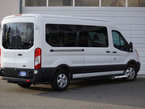 Used 2017 Ford Transit 350 image 6