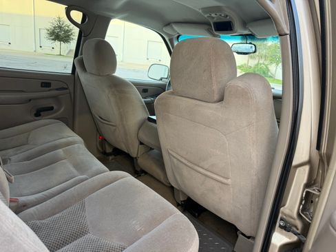 Used 2004 Chevrolet Silverado 2500 LS RWD image 87