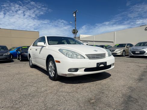 Used 2004 Lexus ES 330 image 11