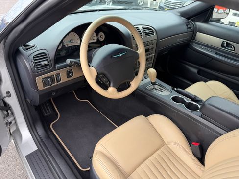 Used 2004 Ford Thunderbird image 6