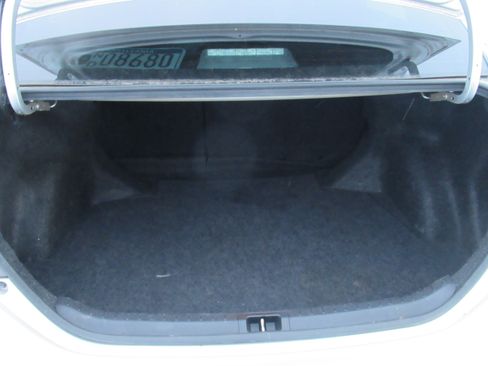 Used 2019 Toyota Corolla LE image 17