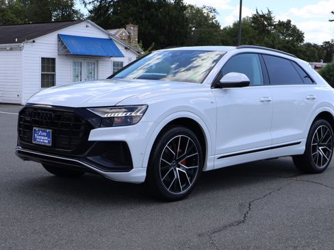 Used 2023 Audi Q8 Premium Plus image 4