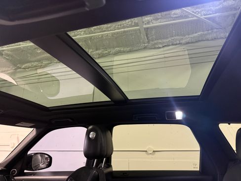 Used 2016 Land Rover Range Rover Sport HSE image 8