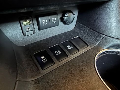 Used 2018 Toyota Highlander Limited Platinum image 14