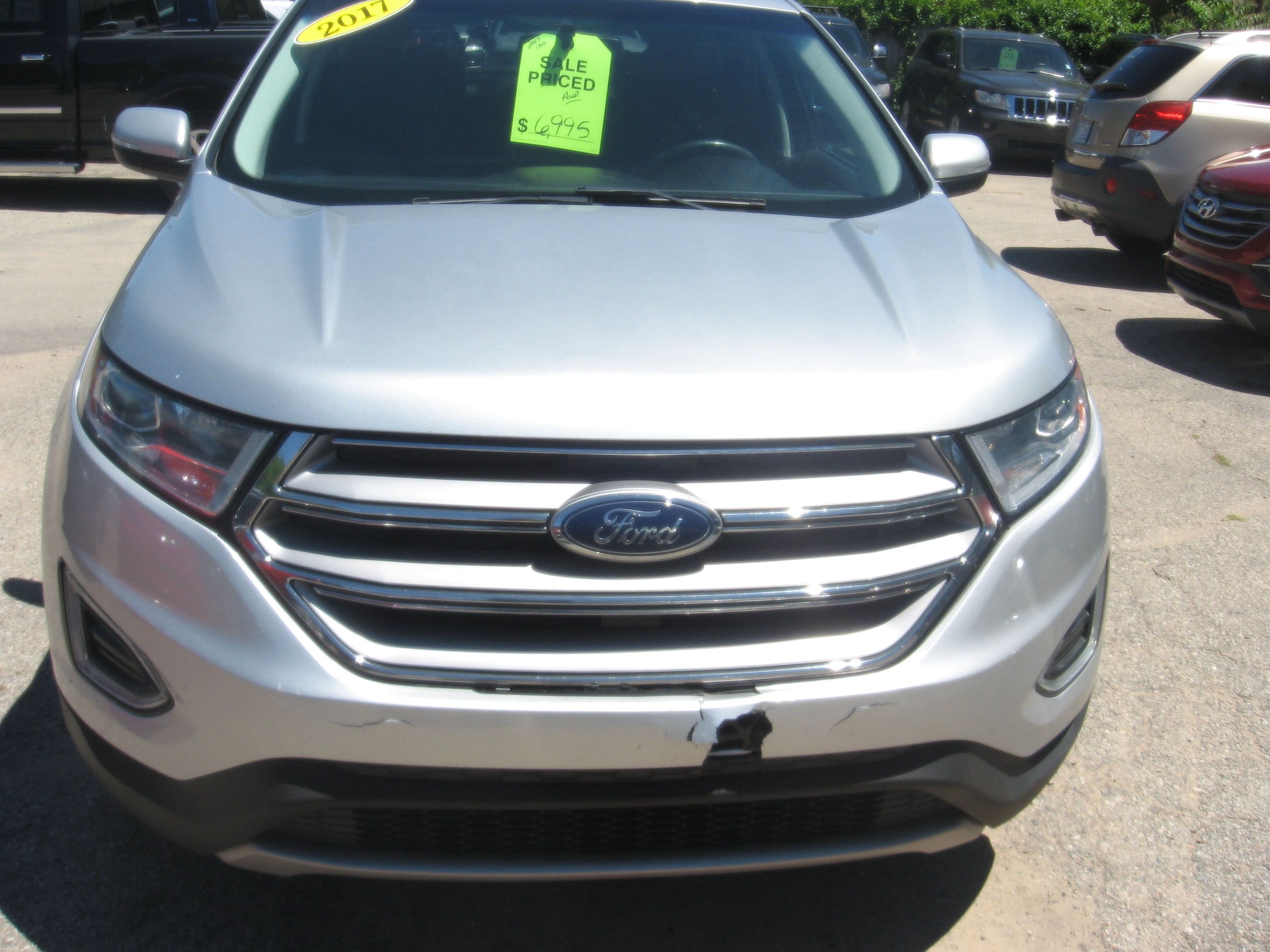 Used 2017 Ford Edge AWD SEL image 2