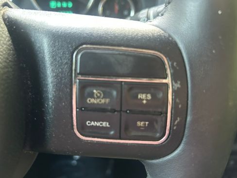Used 2013 Jeep Wrangler 4WD Unlimited Sahara image 10