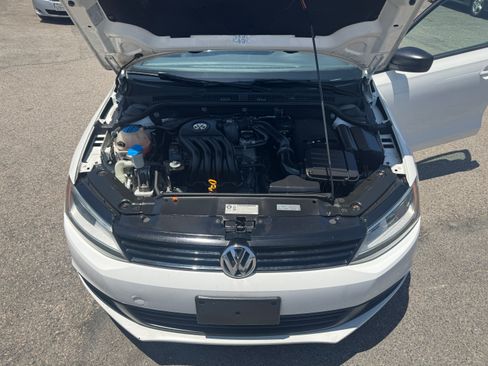 Used 2013 Volkswagen Jetta S Sedan 4D FWD image 22