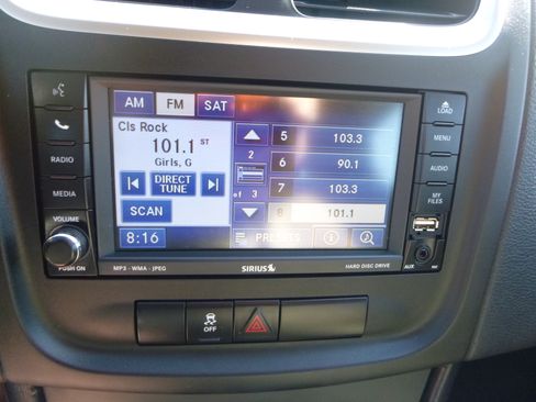 Used 2011 Dodge Avenger Mainstreet FWD image 22