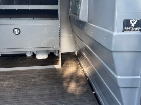 Used 2021 Chevrolet Express 2500 image 8