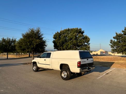 Used 2001 Dodge Ram 2500 Truck 4x4 Quad Cab image 12