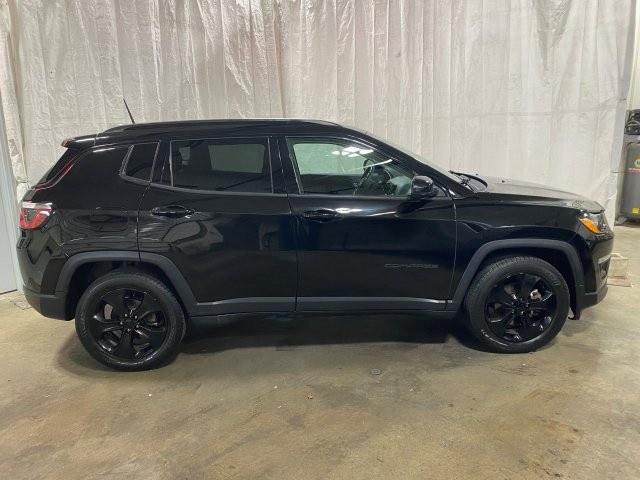 Used 2018 Jeep Compass FWD Latitude image 26