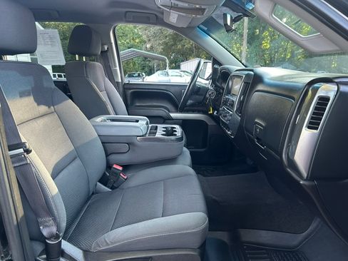 Used 2016 Chevrolet Silverado 1500 2WD Crew Cab LT image 24