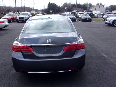 Used 2015 Honda Accord EX-L image 9