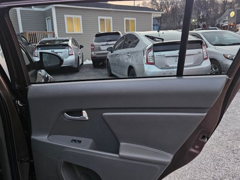 Used 2014 Kia Sportage LX image 49